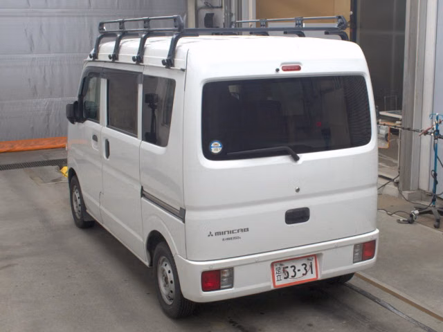 MITSUBISHI MINICAB