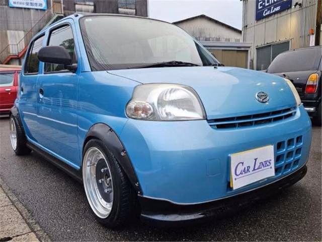 DAIHATSU ESSE