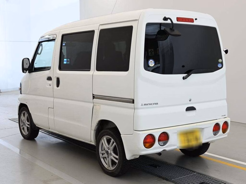 MITSUBISHI MINICAB