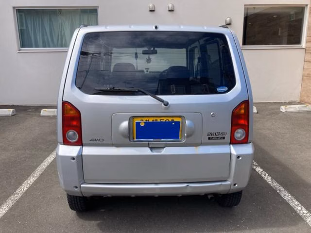 DAIHATSU NAKED
