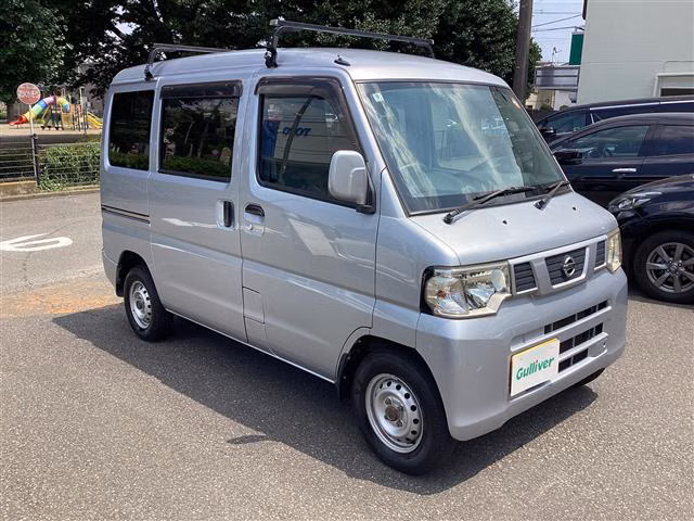 NISSAN NV100 CLIPPER