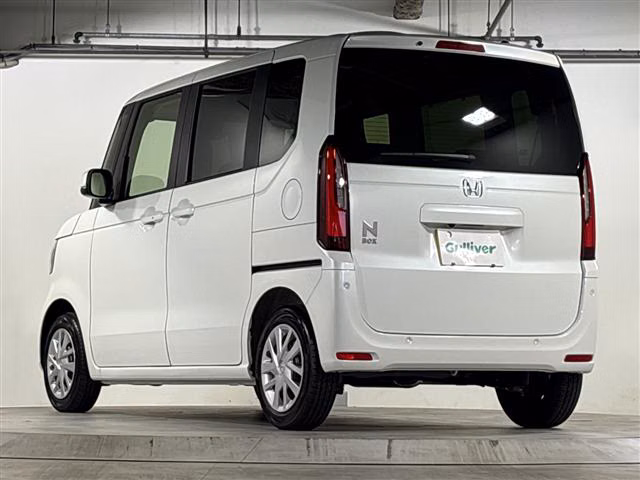 HONDA N-BOX
