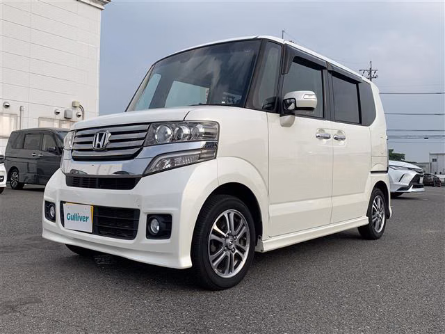 HONDA N-BOX