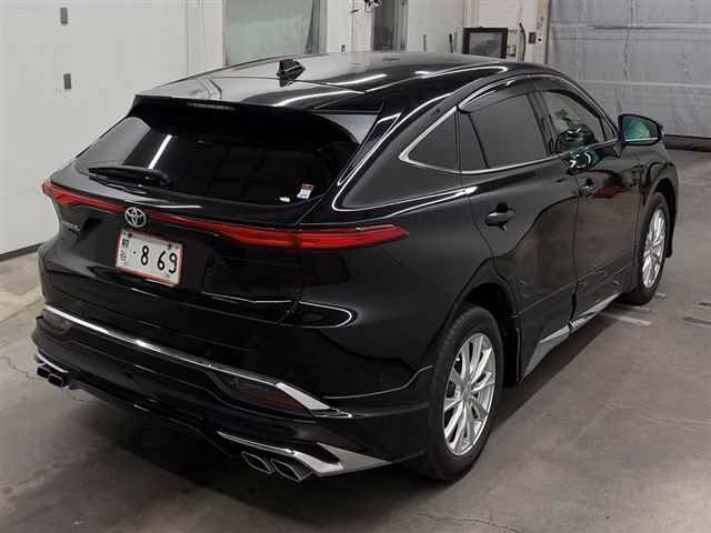TOYOTA HARRIER