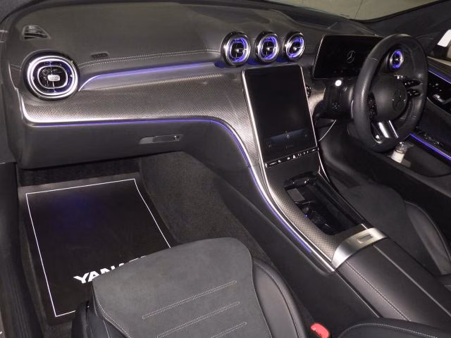 MERCEDES-BENZ C-CLASS
