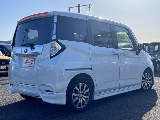DAIHATSU THOR