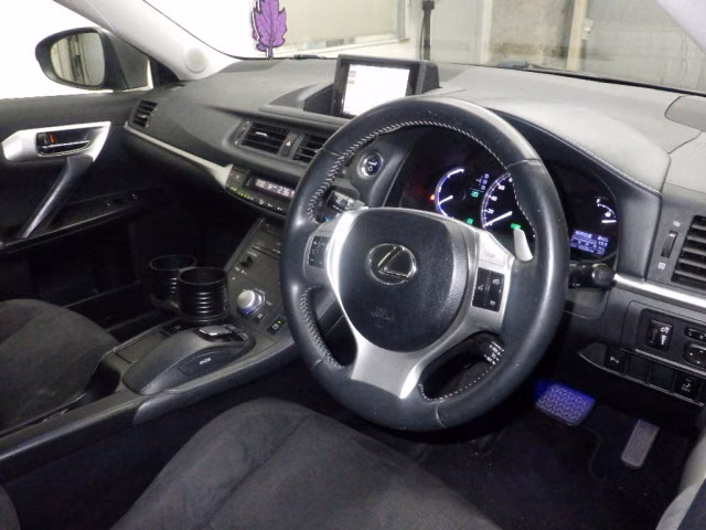 LEXUS CT200H
