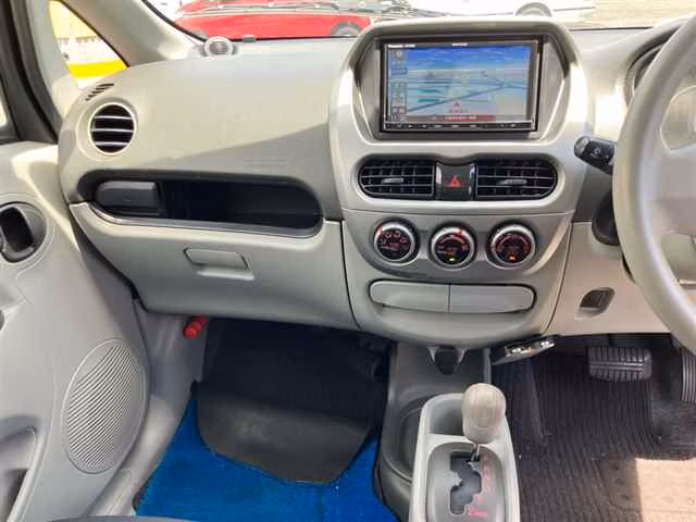 MITSUBISHI I