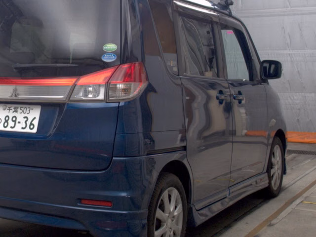 MITSUBISHI DELICA D:2
