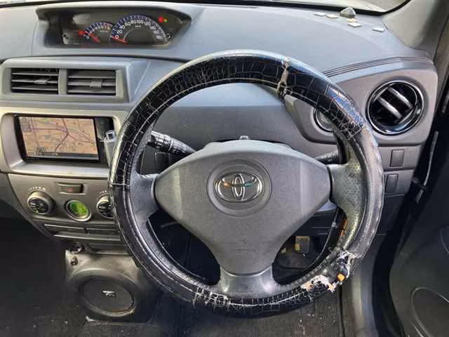 TOYOTA BB