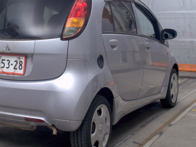 MITSUBISHI I