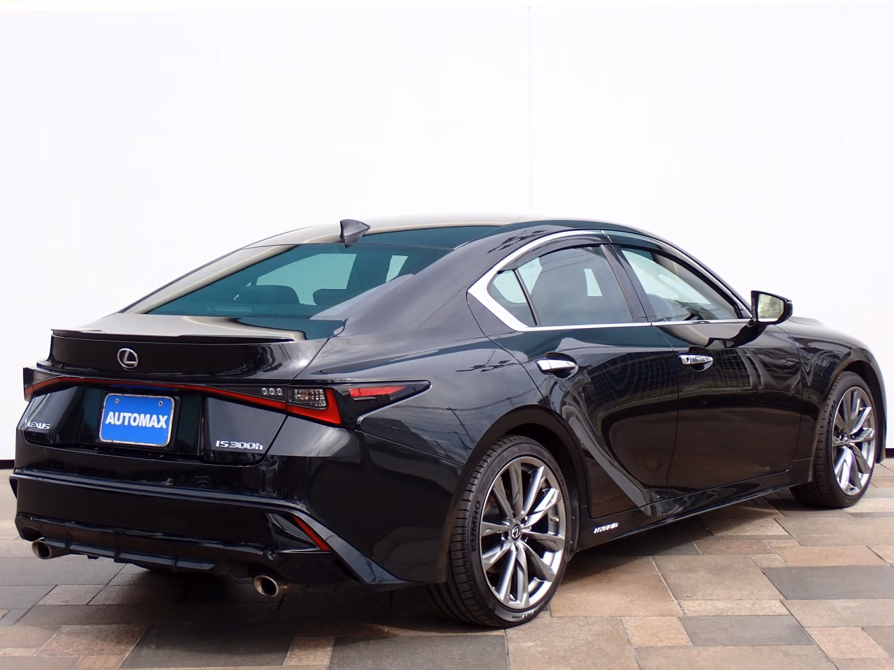 LEXUS IS300H
