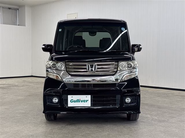 HONDA N-BOX+
