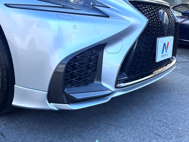 LEXUS LS500