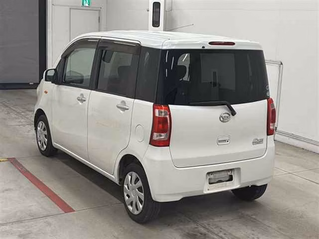 DAIHATSU TANTO EXE