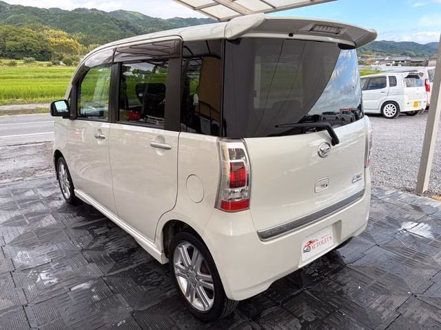 DAIHATSU TANTO EXE