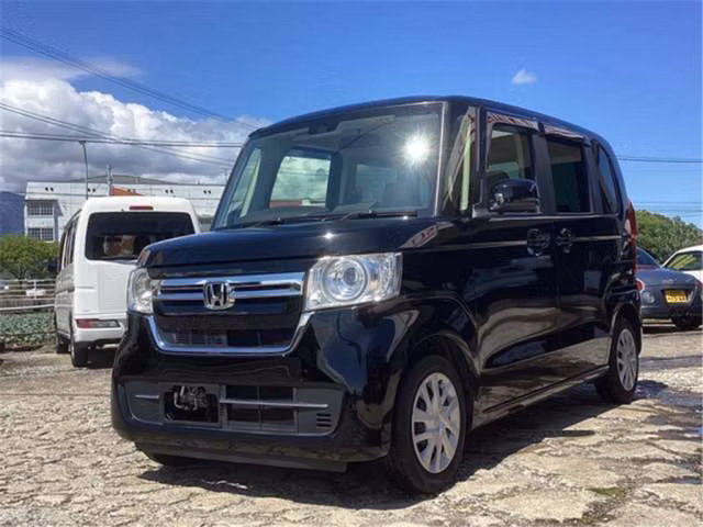 HONDA N-BOX