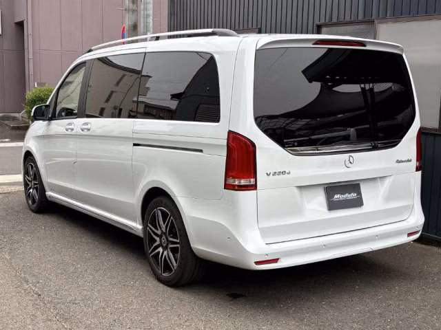 MERCEDES-BENZ V-CLASS