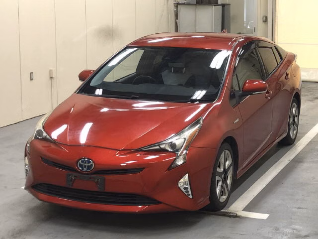 TOYOTA PRIUS