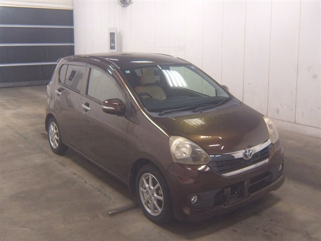 TOYOTA PIXIS EPOCH