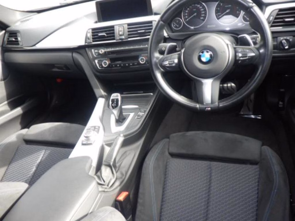BMW 3-SERIES