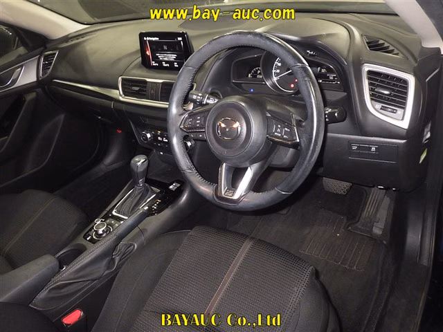 MAZDA AXELA