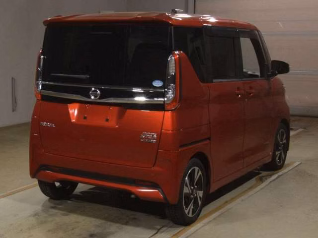 NISSAN ROOX