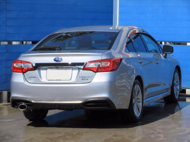 SUBARU LEGACY B4