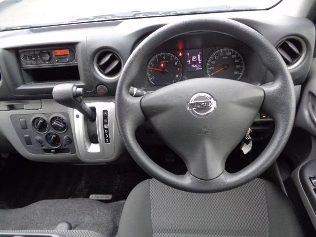 NISSAN CARAVAN