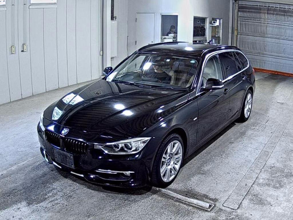 BMW 3-SERIES