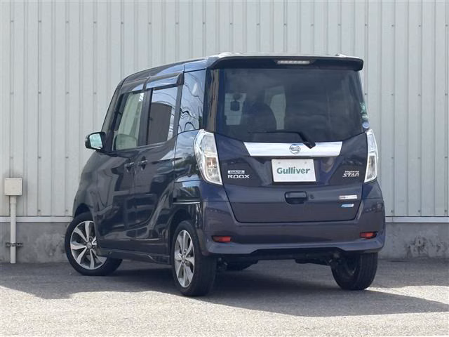 NISSAN DAYZ ROOX