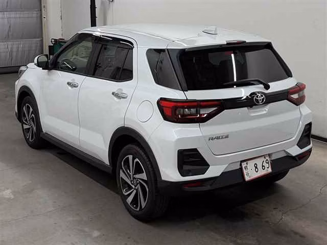 TOYOTA RAIZE