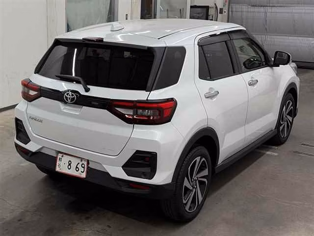TOYOTA RAIZE