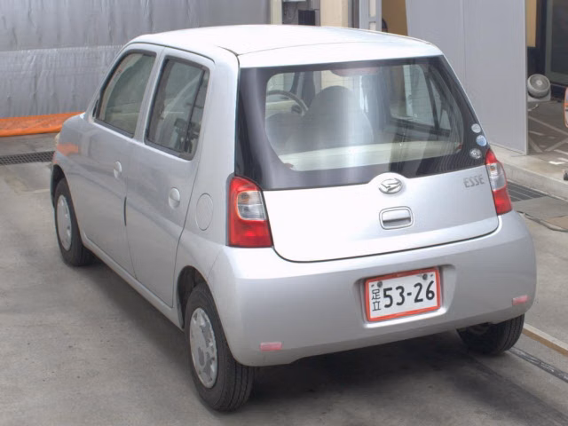 DAIHATSU ESSE
