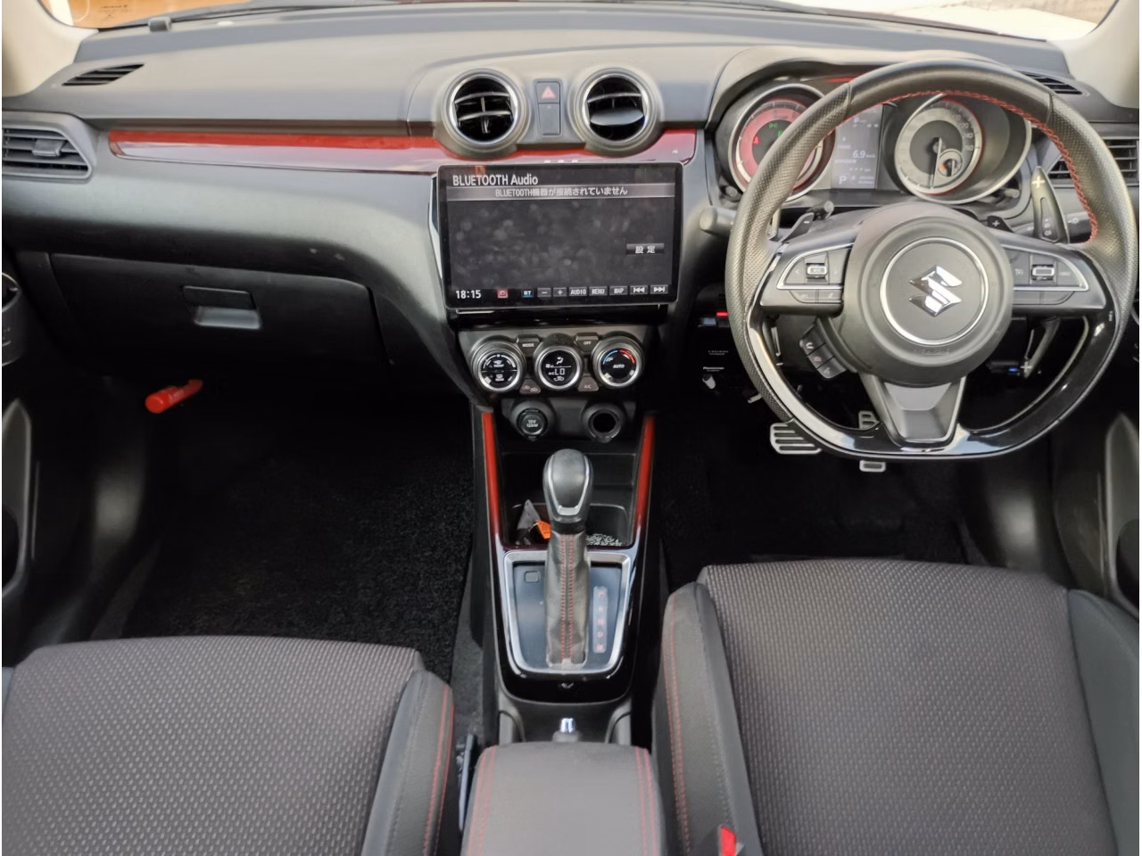SUZUKI SWIFT