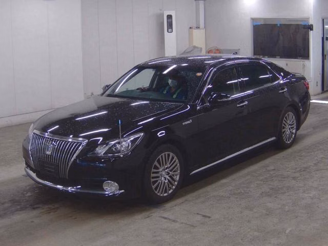 TOYOTA CROWN MAJESTA