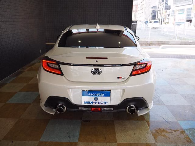 TOYOTA GR 86