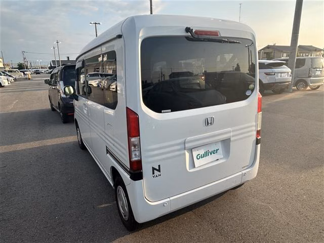 HONDA N-VAN