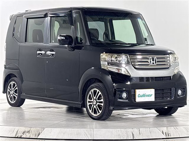 HONDA N-BOX+