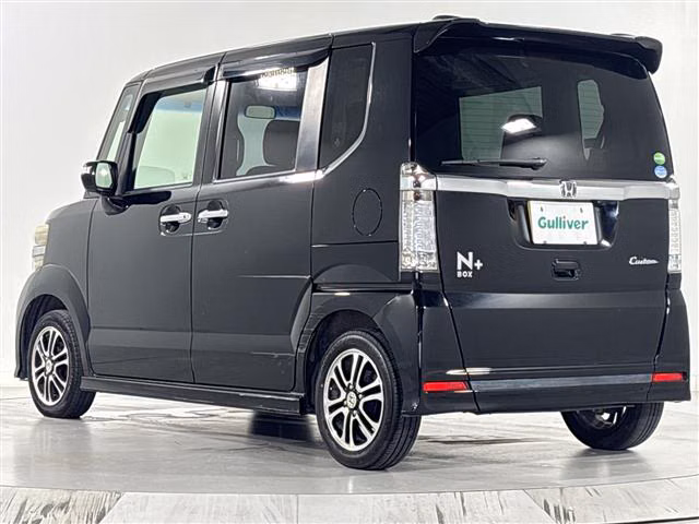 HONDA N-BOX+