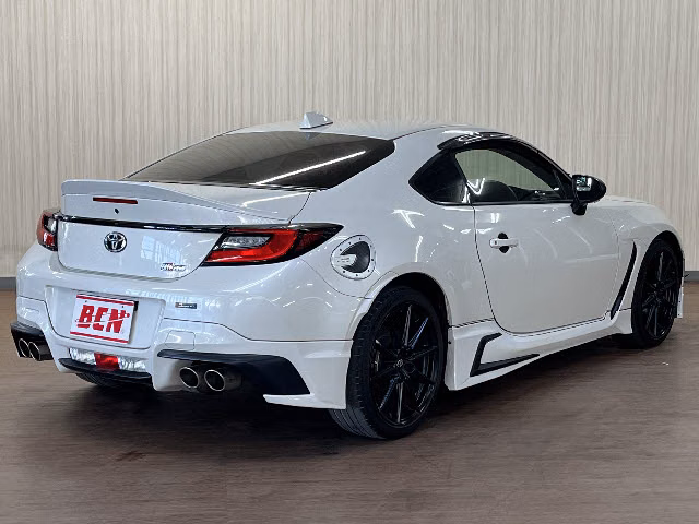 TOYOTA GR 86