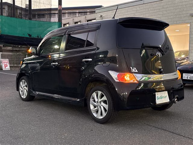 TOYOTA BB