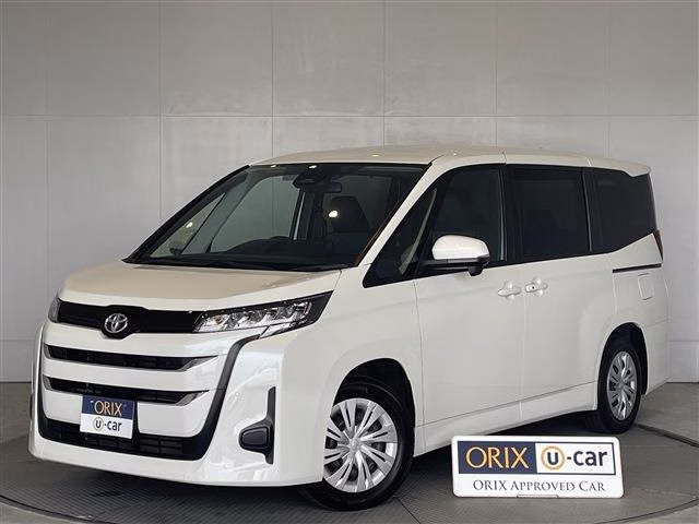 TOYOTA NOAH