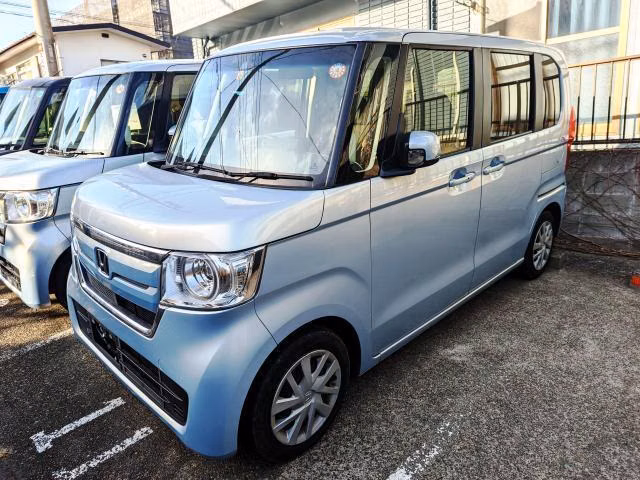 HONDA N-BOX