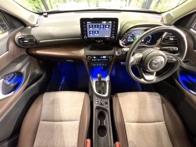 TOYOTA YARIS CROSS