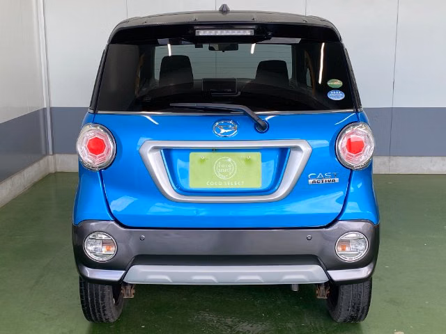 DAIHATSU CAST