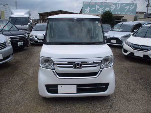 HONDA N-BOX