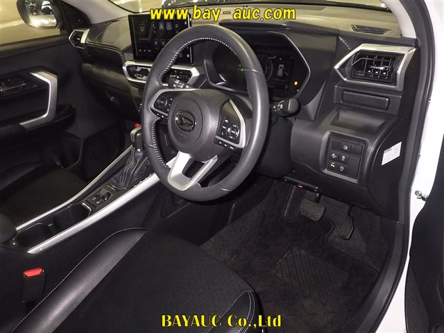 DAIHATSU ROCKY