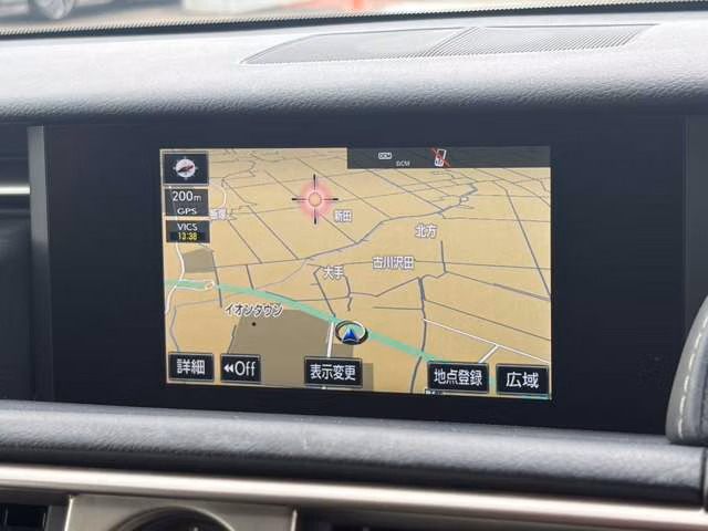 LEXUS IS300H