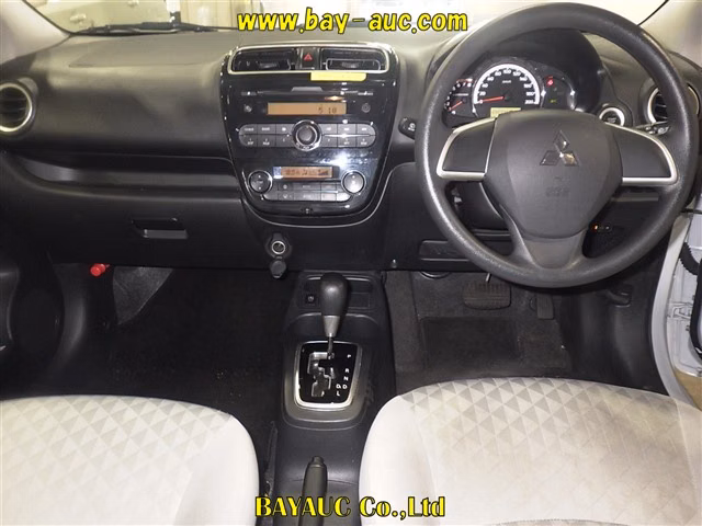 MITSUBISHI MIRAGE